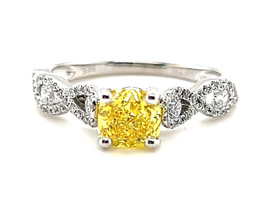 COMPLETE ENGAGEMENT RINGS