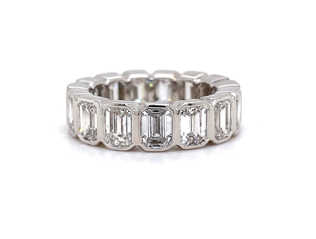 ETERNITY DIAMOND RING EMERALD CUTS