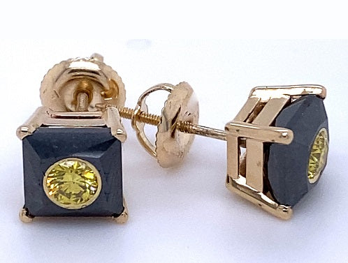 FANCY DIAMOND EARRING