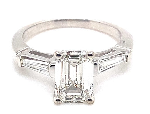 COMPLETE ENGAGEMENT RINGS