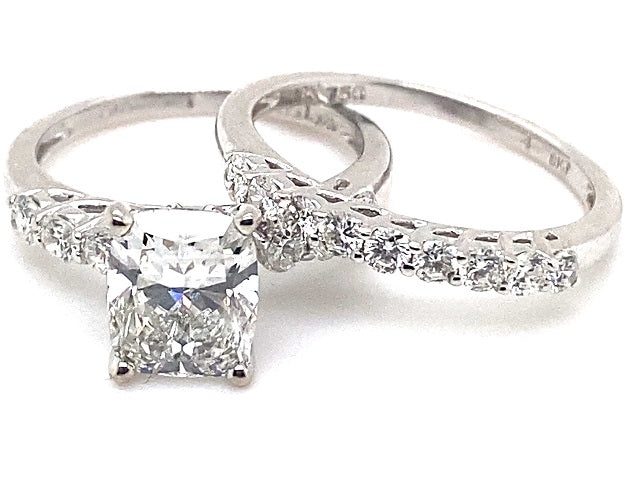 COMPLETE ENGAGEMENT RINGS