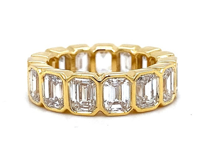 ETERNITY DIAMOND RING EMERALD CUTS