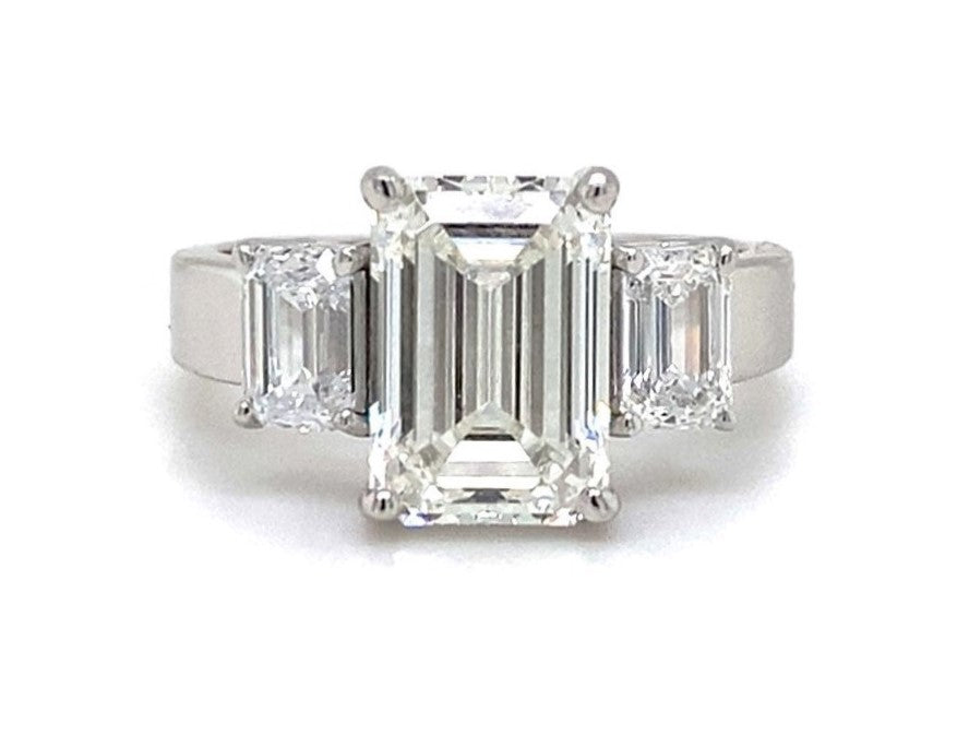 COMPLETE ENGAGEMENT RINGS