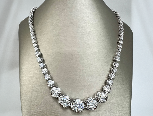 DIAMOND NECKLACE