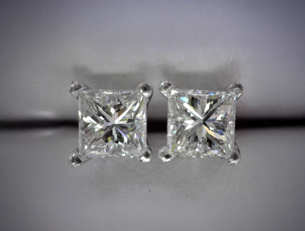 PRINCESS CUT DIAMOND STUD EARRINGS