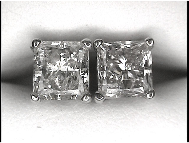 PRINCESS CUT DIAMOND STUD EARRINGS